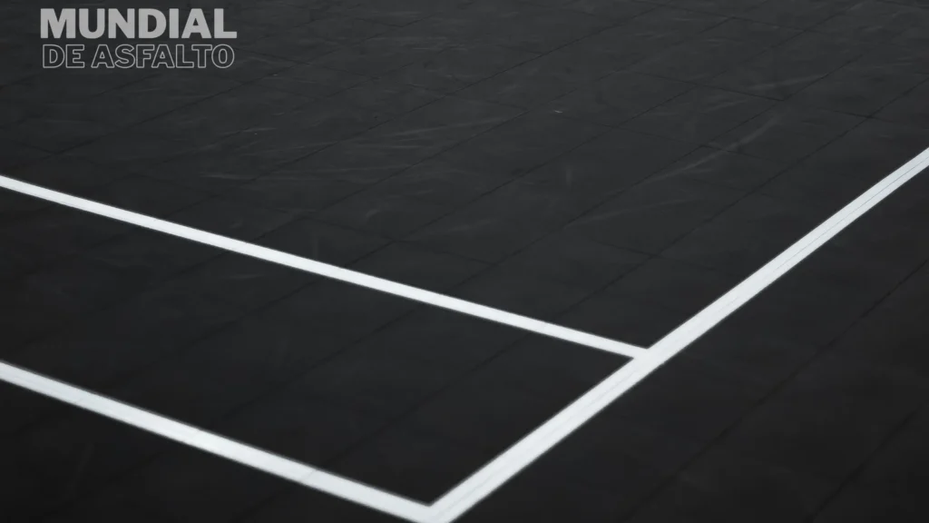 Servicio de pavimentación con asfalto para canchas deportivas en Bogotá