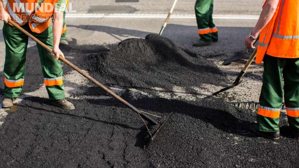Servicio de pavimentación con asfalto para canchas deportivas en Bogotá